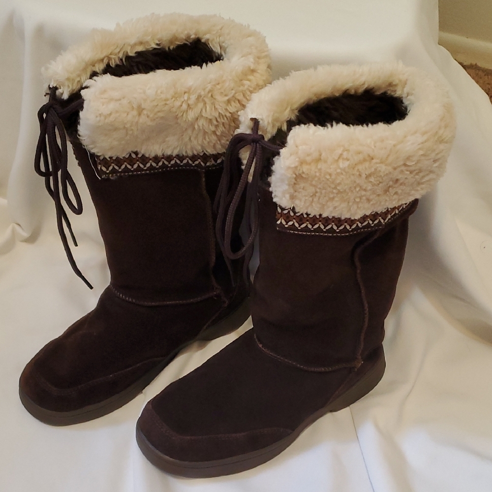Ellemenno Cream and Brown Winter Boots with Plush Lining